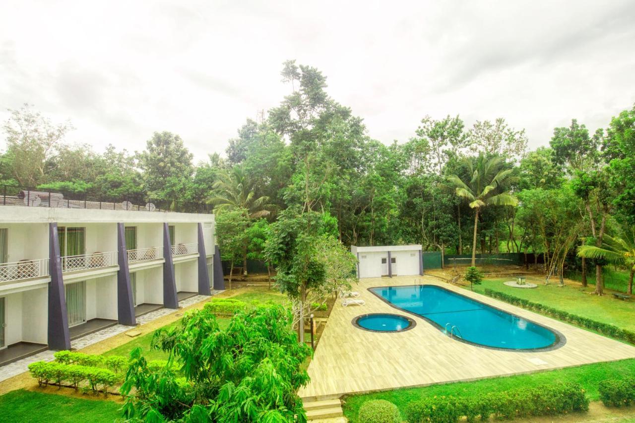 Hotel Lavendish Wild Safari à Wasgamuwa Extérieur photo