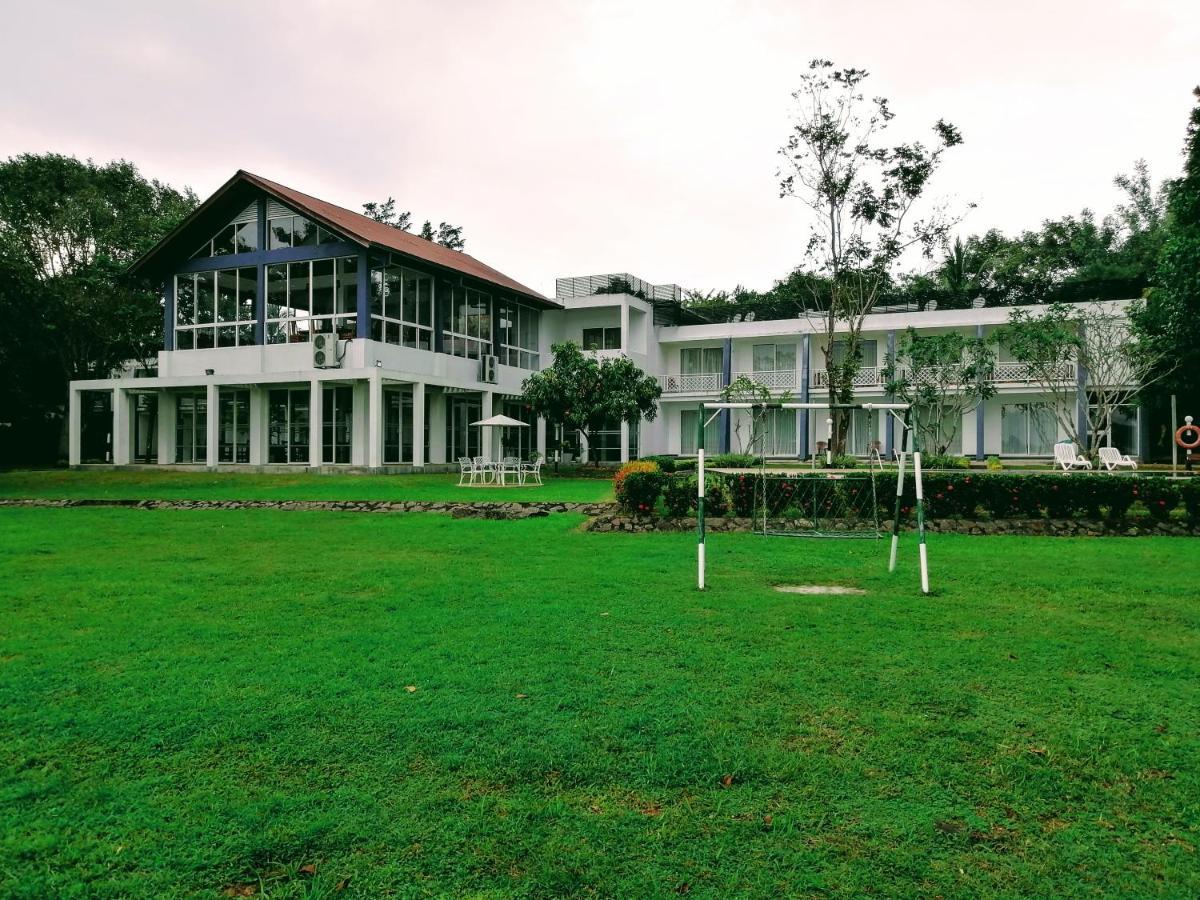 Hotel Lavendish Wild Safari à Wasgamuwa Extérieur photo